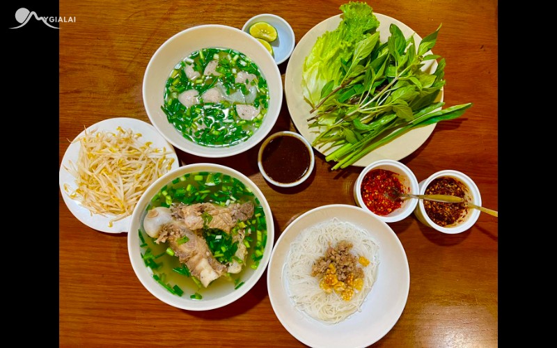 Biển Hồ Pleiku
