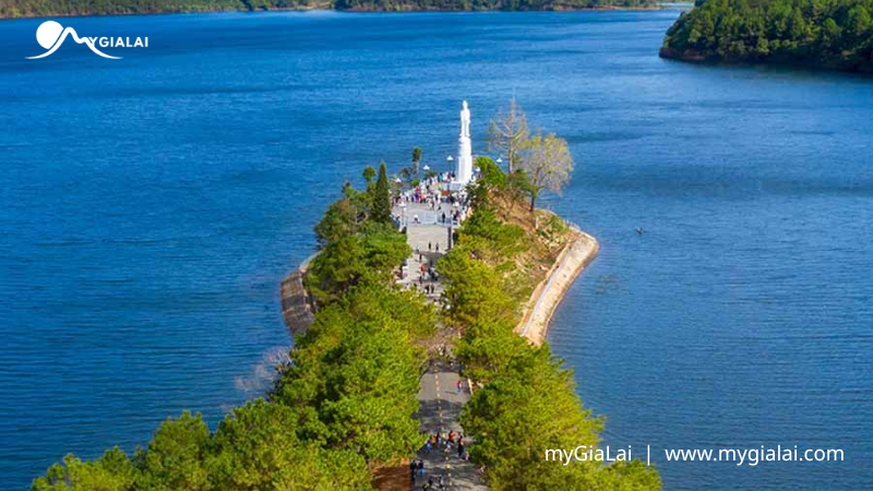 Biển Hồ Pleiku