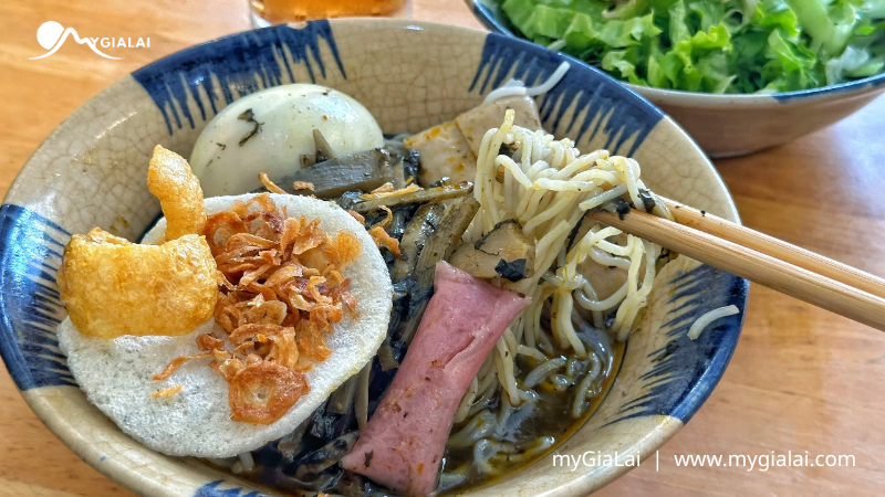 Bún cua thối Gia Lai