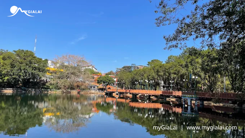 Công viên Diên Hồng