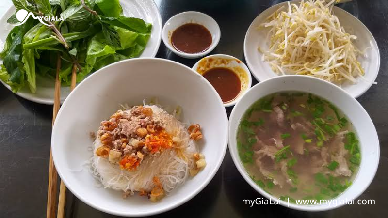 Phở khô Gia Lai ở đâu ngon