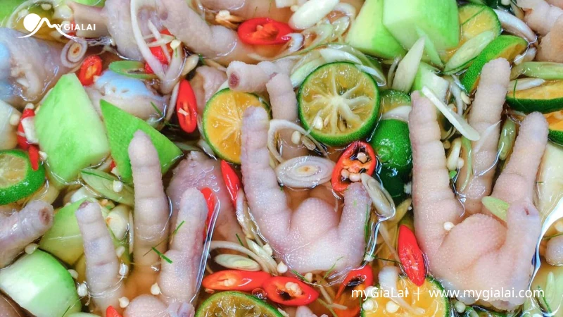 Top Quán Chân Gà Ngâm Sả Tắc Ngon Ở Gia Lai Khiến Giới Trẻ Mê Mẩn